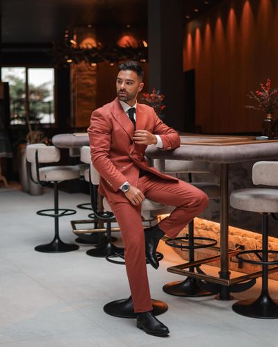 Coral Slim Suit for Business Meetups